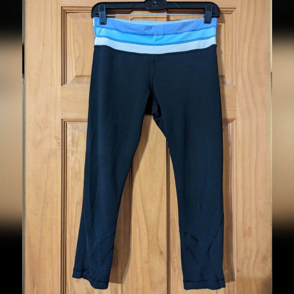 Lululemon crop leggings Size 6